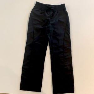 Zelda Girl Capri Athletic Pants